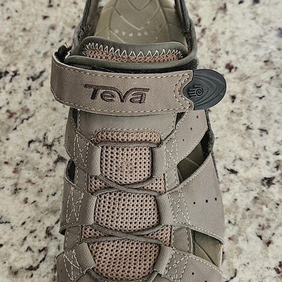 Teva Sandals - Picture 1 of 4
